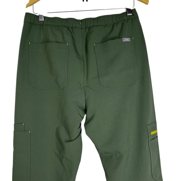 FIGS Cairo Cargo Scrub Pants Moss Green with Lime Contrasts Men's Small - Picture 3 of 6